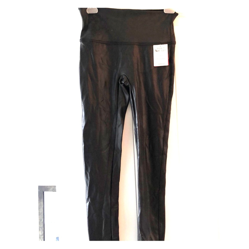 Spanx Faux leather Leggings NWT